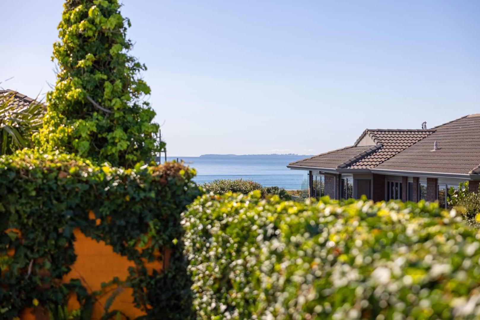 Seaside Beach Retreat - Outdoor Living Villa Mount Maunganui Exterior foto